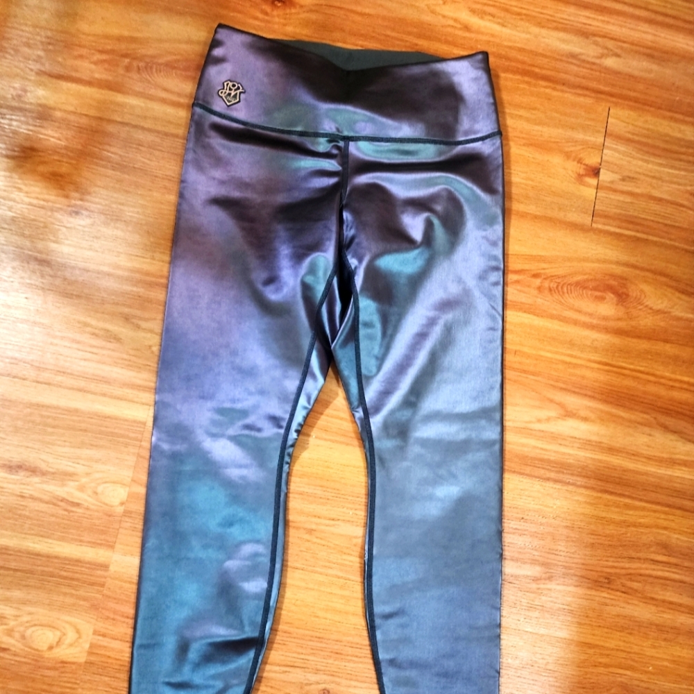 Under Armour Shiny Blue Leggings